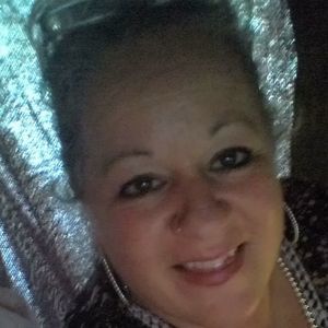 Meet your Posher, Debra